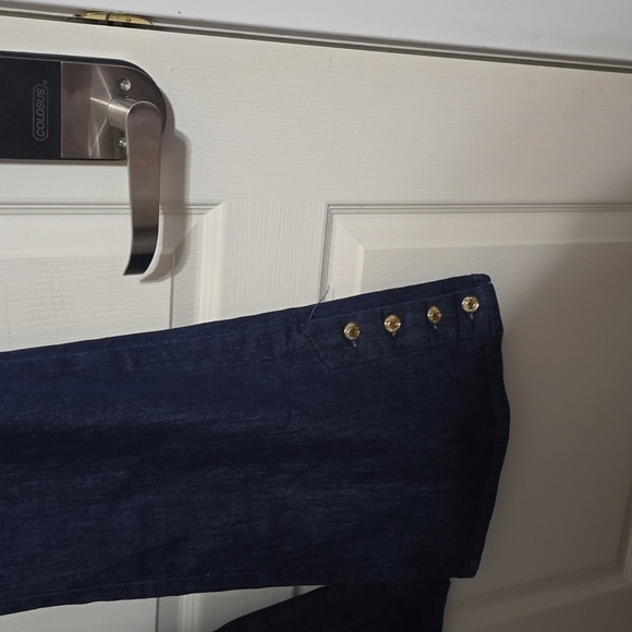 MICHAEL Michael Kors Dark Blue Flare Jeans 22 - Picture 3 of 4